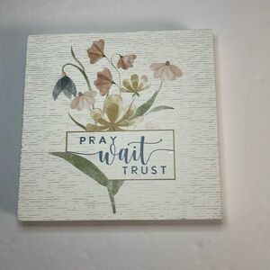 Sincere Surroundings ‘Pray Wait Trust’ Wooden Sign
